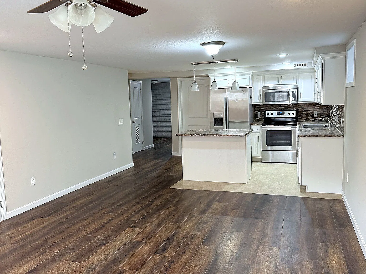 2 bed, 2.0 bath, 1750 sqft, $1,250 — Photo 3