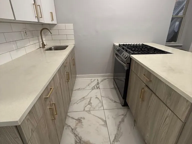 1034 S Orange Ave #1X — Photo 2