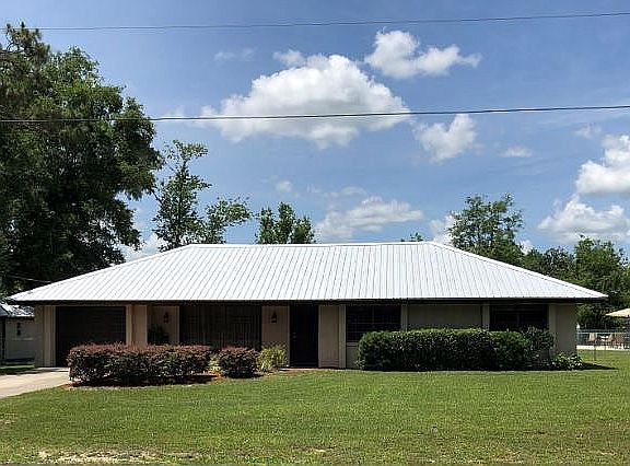 2nd image of 107 Carriage Dr