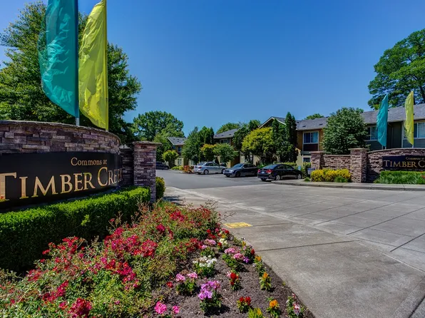 Commons at Timber Creek Apartments