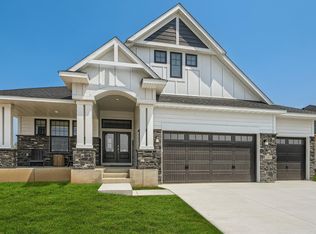 1491 Palmer Dr N, Lake Elmo, MN 55042