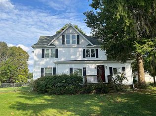 702 S Adams St, Philo, IL 61864