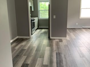 261 S Main St #B, Milltown, NJ 08850