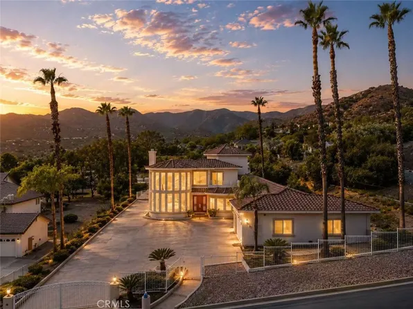 30395 Ainsworth Pl, Lake Elsinore, CA 92530