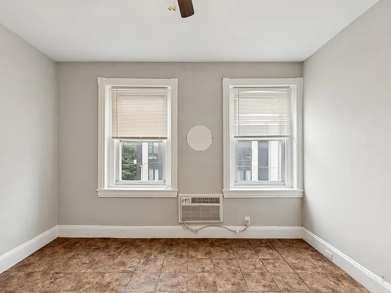 501 N 35th St #3F — Photo 15