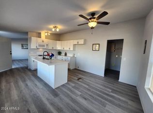 16406 S Squatter Rd, Arizona City, AZ 85123