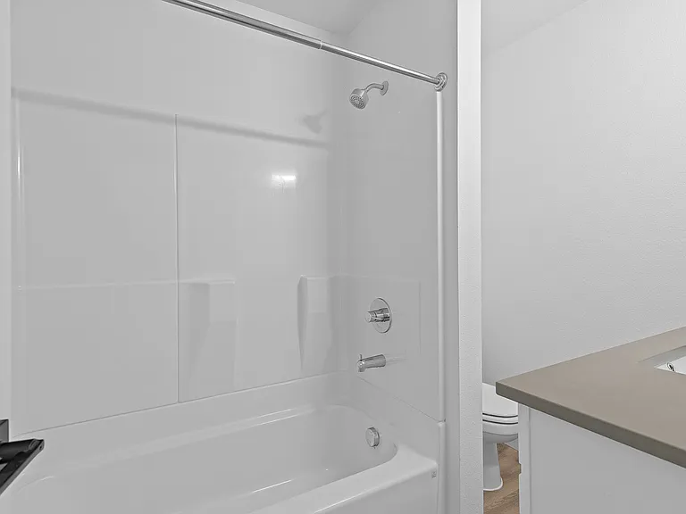 Newly Remodeled Kennedy Park Apartments! $$ ONE MONTH FREE — Photo 10