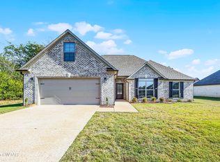 122 Garrison Dr, Jackson, TN 38305