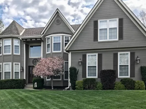 8400 W 147th St, Overland Park, KS 66223
