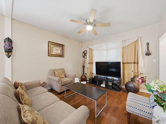 4th image of 442 W 117th St