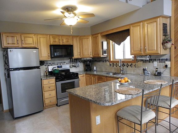 2nd image of 2469 Northeast Dr
