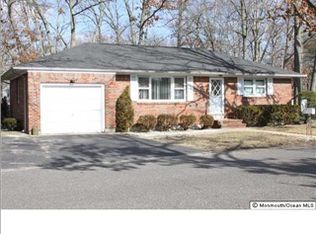 88 Nautilus St, Beachwood, NJ 08722