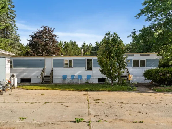 3615 S Lilac Ln, White Cloud, MI 49349