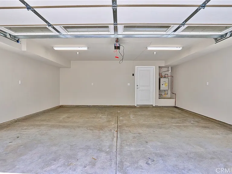 15 Turnberry Ln — Photo 50
