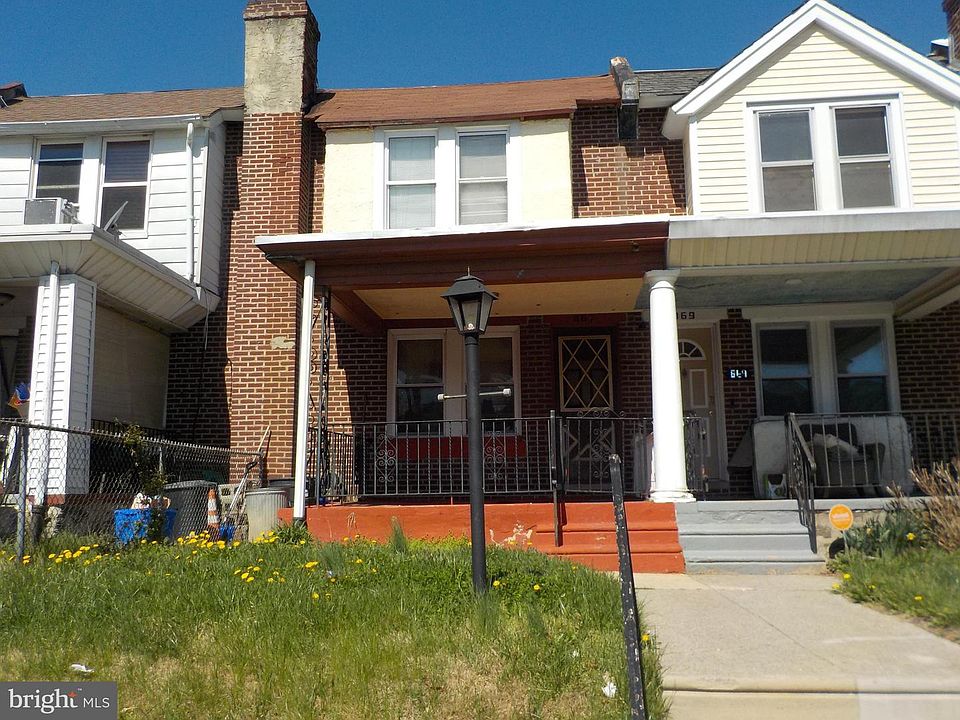 1st image of 867 E Price St