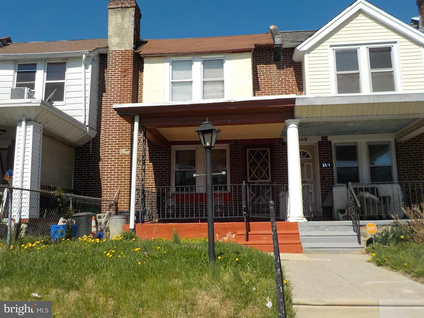 867 E Price St photo 1