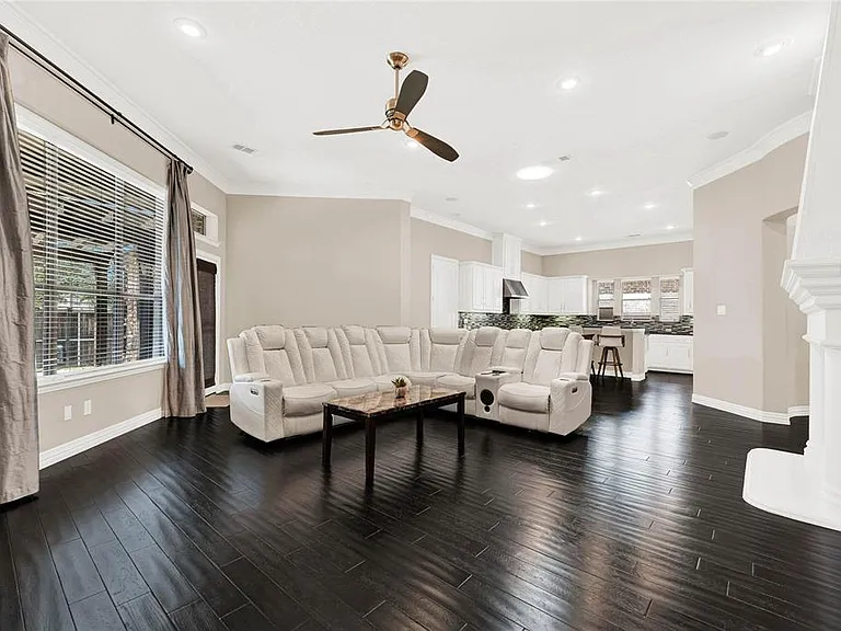 12035 Bryant Dr — Photo 14