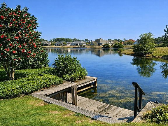 3rd image of 1035 Muscovy Pl.