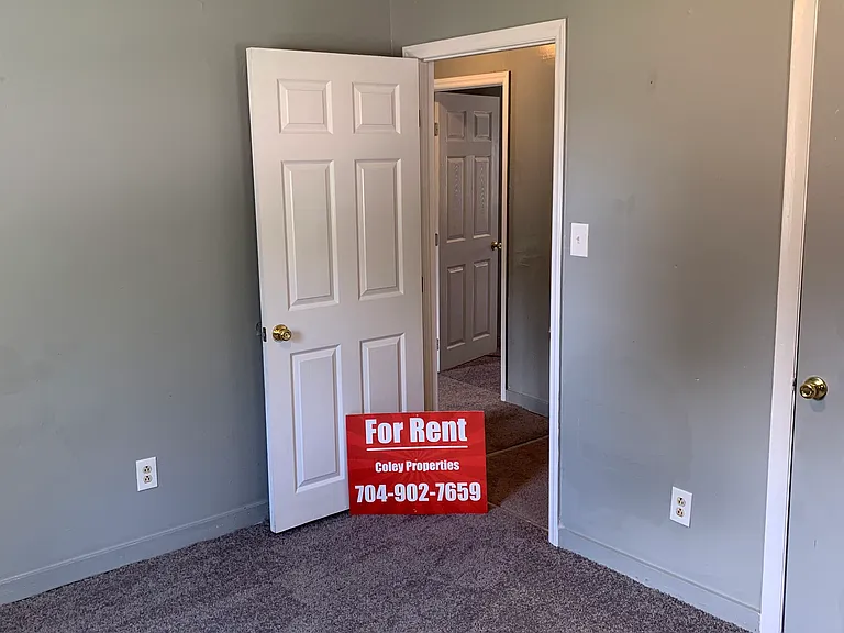 1346 Lerain Ct — Photo 10