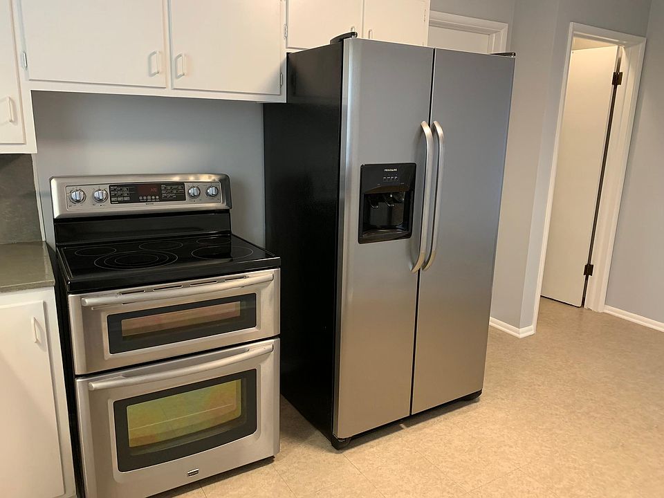 Stainless Steel appliances with huge pantry!