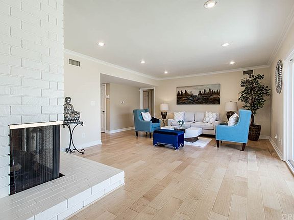 5th image of 8534 Jumilla Ave
