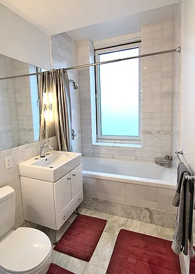 Rented by Avenues Real Estate | media 9