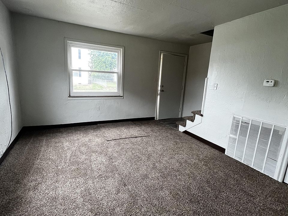 1st image of 203 E St #B