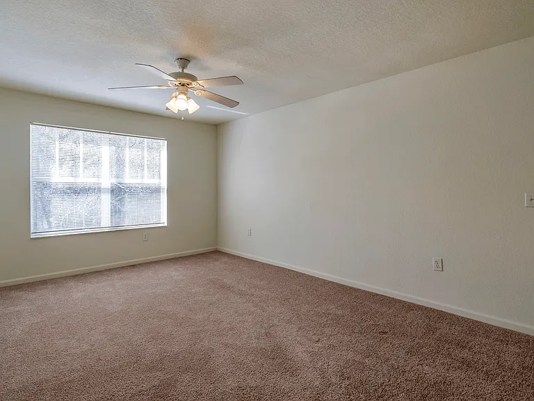 Westminster Apartments — Photo 12