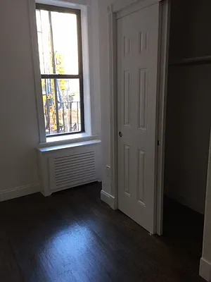 Rented by Solil Management | media 17