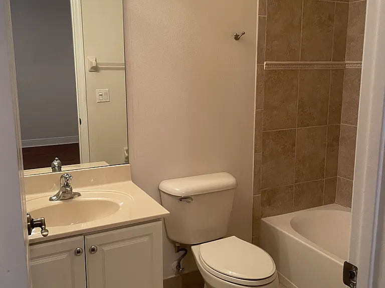 1077 Cheval Dr — Photo 15