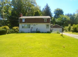 15 Robin Rd, Willimantic, CT 06226