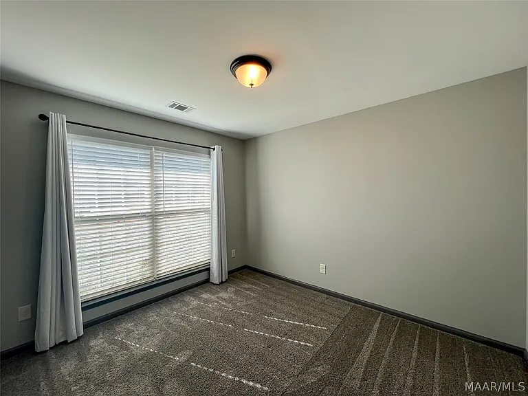 583 Sunset Dr — Photo 18