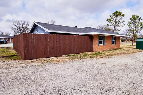 1504 Sherman Dr Photo 1