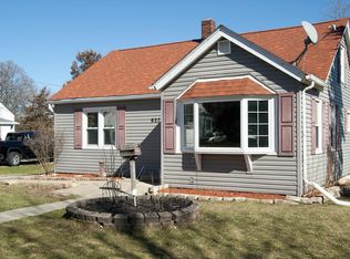 927 Clover St, Lake Geneva, WI 53147