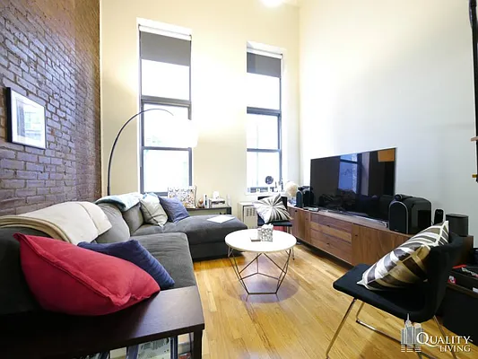 Rented by (Legacy) NY Quality Living Uptown | media 29