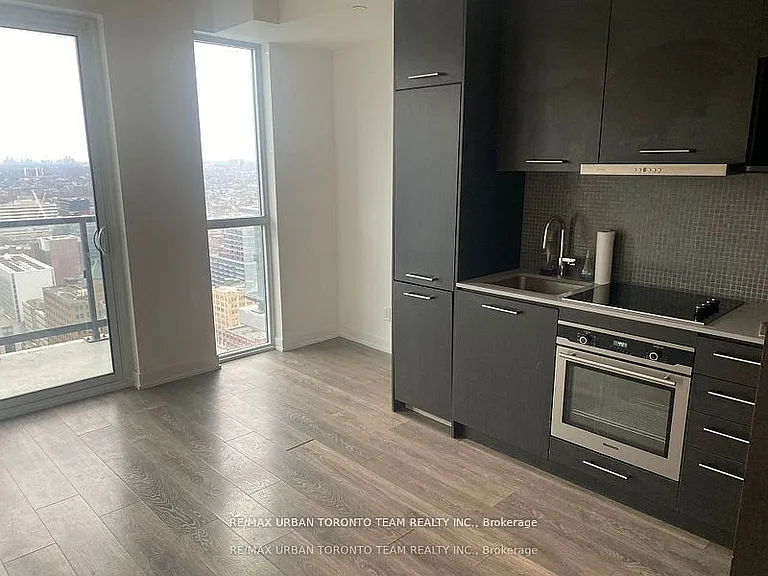 87 Peter St #3303 — Photo 6