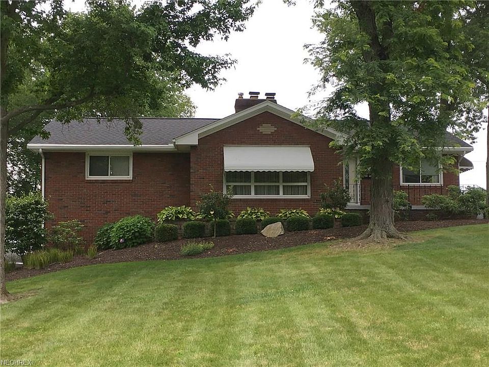 1st image of 153 Oak Knoll Dr