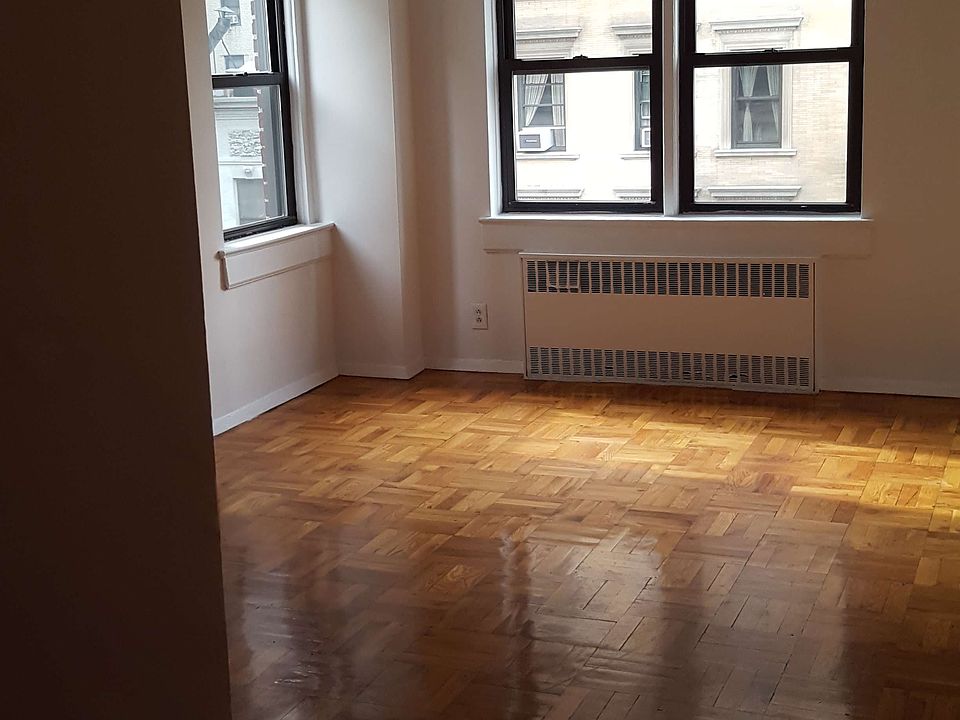 2nd image of 30 E 81st St APT 7D
