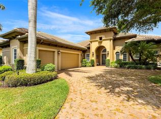 8951 Valhalla Ct, Naples, FL 34113