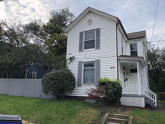 2nd image of 209 S G St