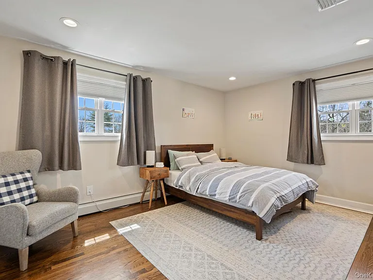 15 Lawrence Ct — Photo 22
