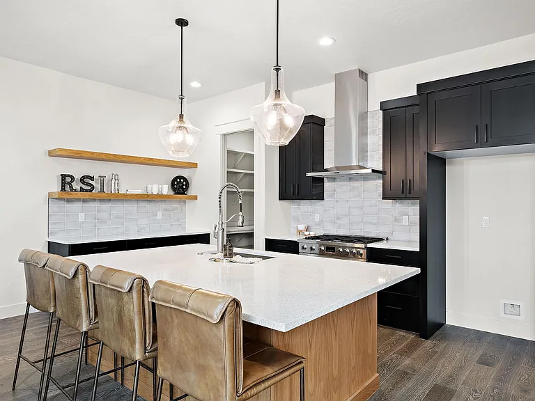2490 W Iron Coop St #1 — Photo 16