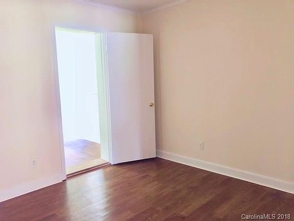 5th image of 2209 Dale Ave