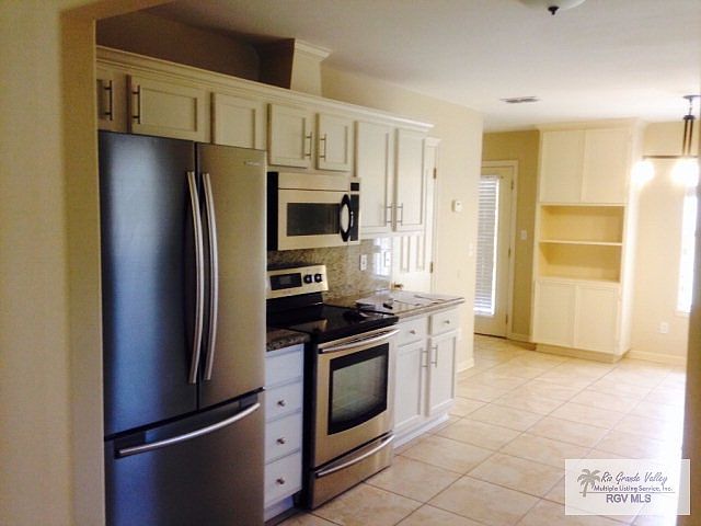 2nd image of 1003 Loma Verde Dr