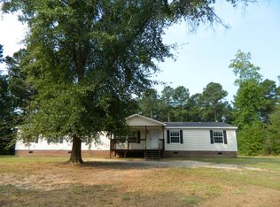 152 Country Ln, Hephzibah, GA 30815