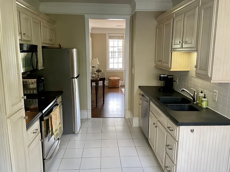 2549 Walton Way #H4 — Photo 7