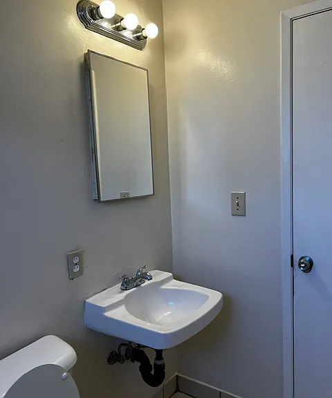 779 Deland Ave #4 — Photo 10