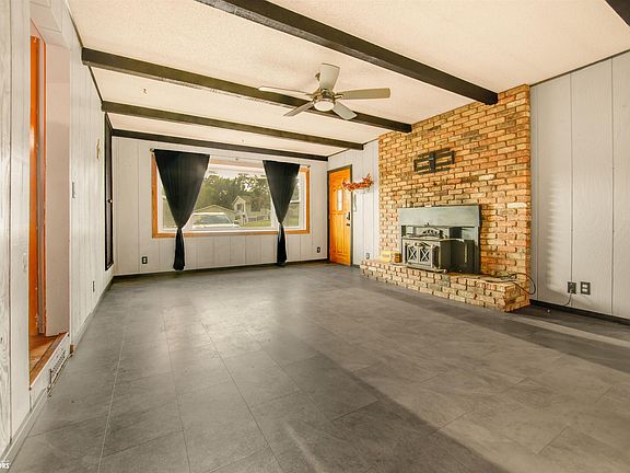 5th image of 608 S 12th St