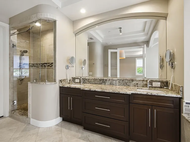 1465 Hillside Landing Dr — Photo 17