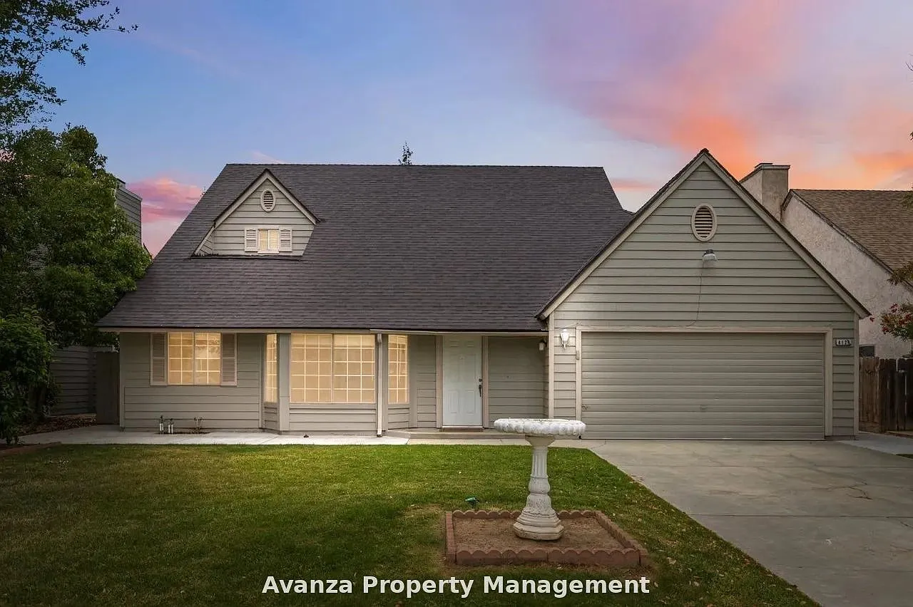 3 bed, 2.5 bath, 1660 sqft, $2,295 — Photo 1